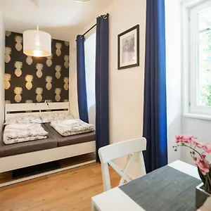 Urban House Apartamento