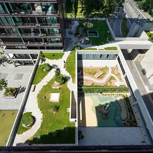 Amazing View Over And Infinity Pool Apartment