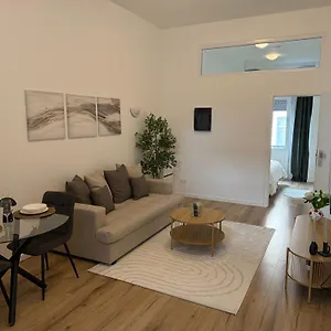 Cozy South-up And Ground Bruxelles